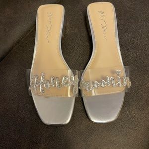 Betsy Johnson “honeymoonin’” sandals